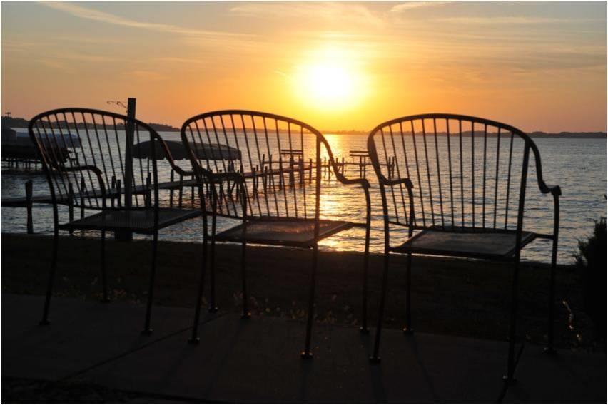 The South Shore Inn Clear Lake Konforlar fotoğraf